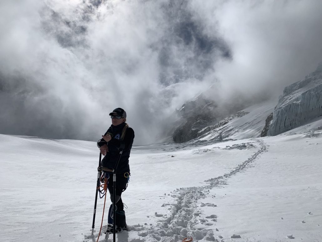 Kirstie Ennis Is Climbing the Highest Mountains in the World—While Wearing  a Prosthetic Leg